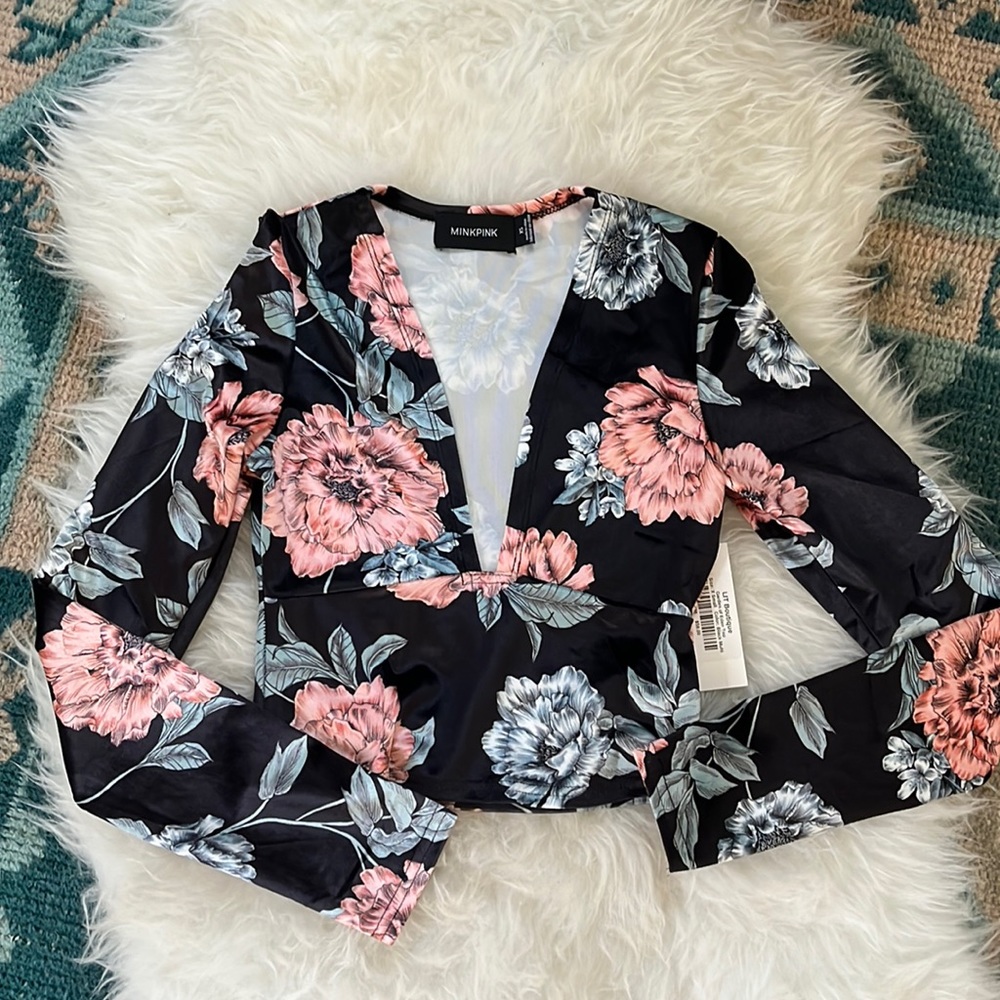 Mink pink velvet deep v crop